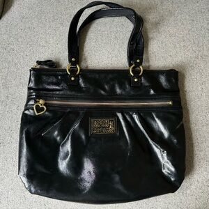 Coach Bag Poppy Daisy liquid Black Patent Leather Excellent Shape!